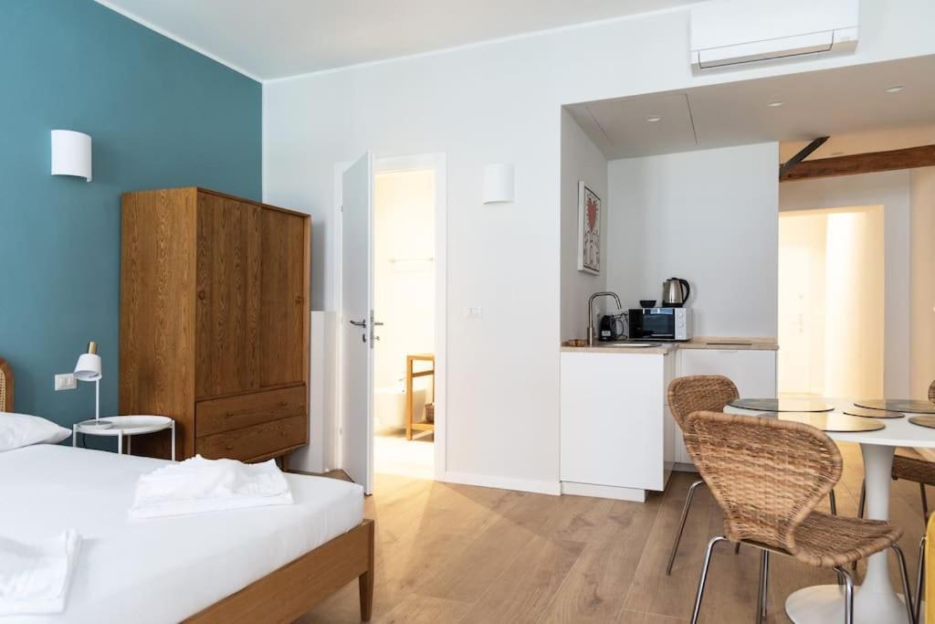Youhosty - Ticinese Suite 1 Milano Dış mekan fotoğraf