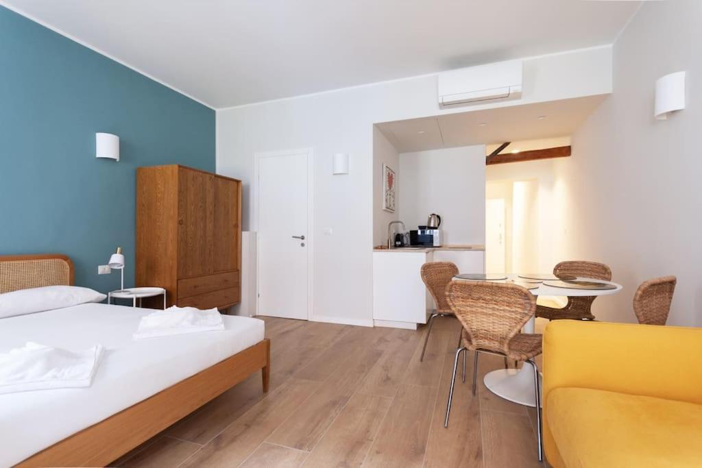 Youhosty - Ticinese Suite 1 Milano Dış mekan fotoğraf