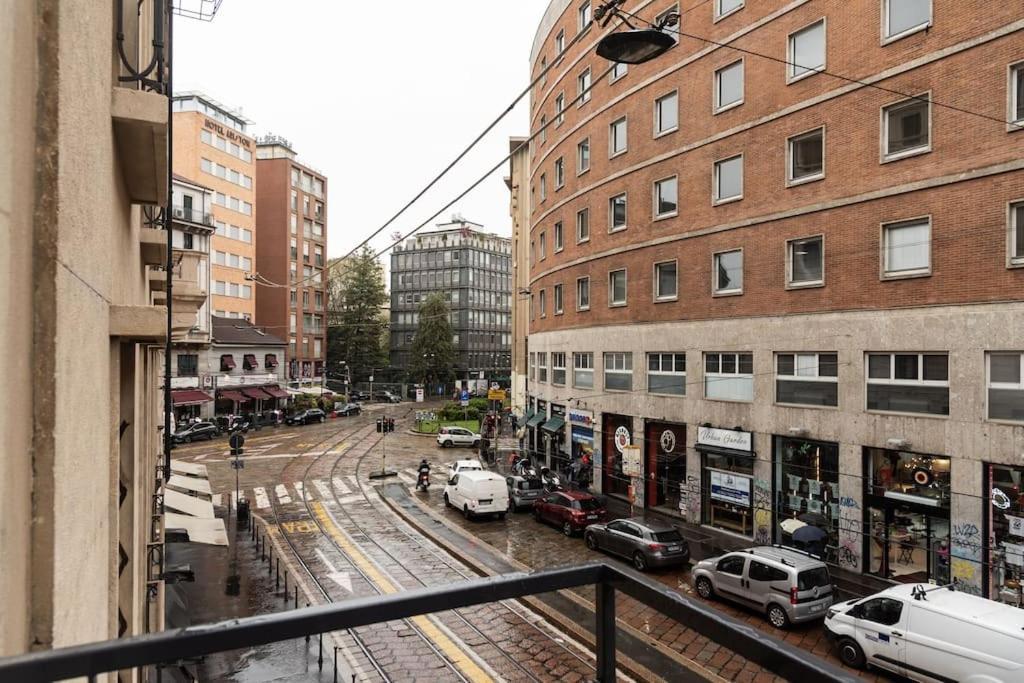 Youhosty - Ticinese Suite 1 Milano Dış mekan fotoğraf